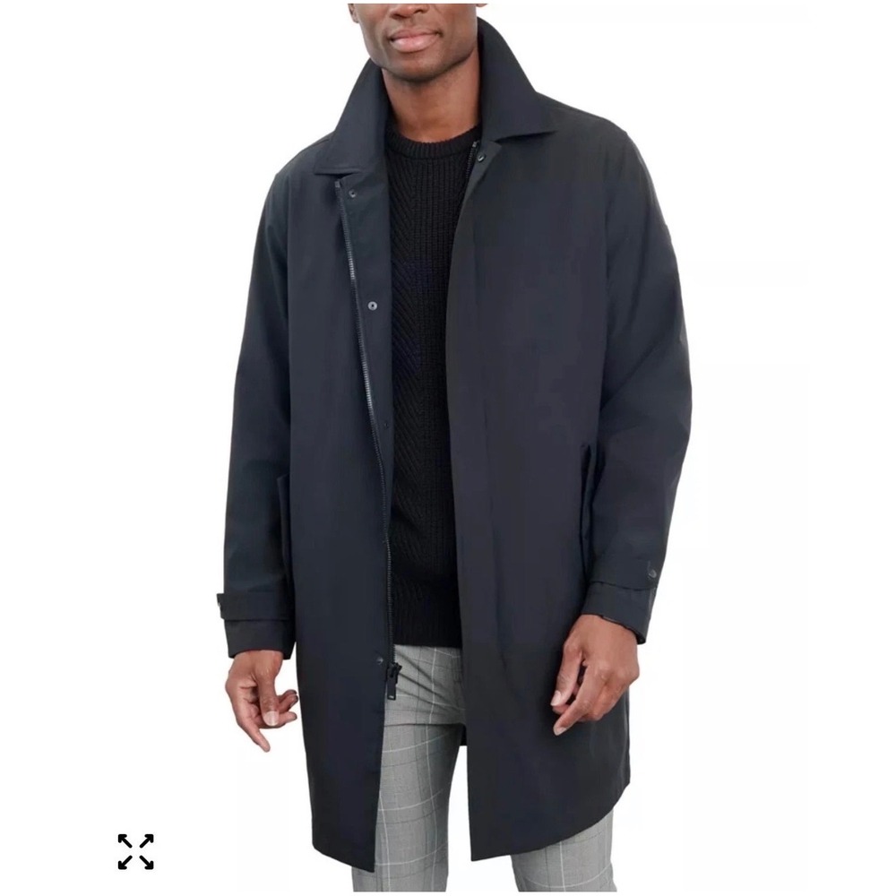 Michael Kors Men's Macintosh Full-Zip Raincoat in Black‎ Sz Large
$225